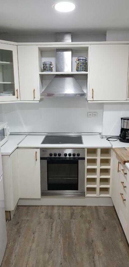 Domus Valencia Apartamentos Centro Frente A Torres De Serrano Kültér fotó