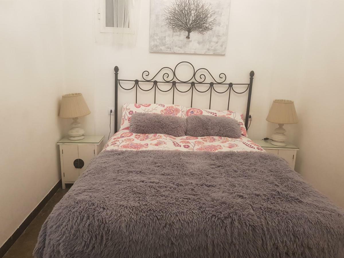 Domus Valencia Apartamentos Centro Frente A Torres De Serrano Kültér fotó
