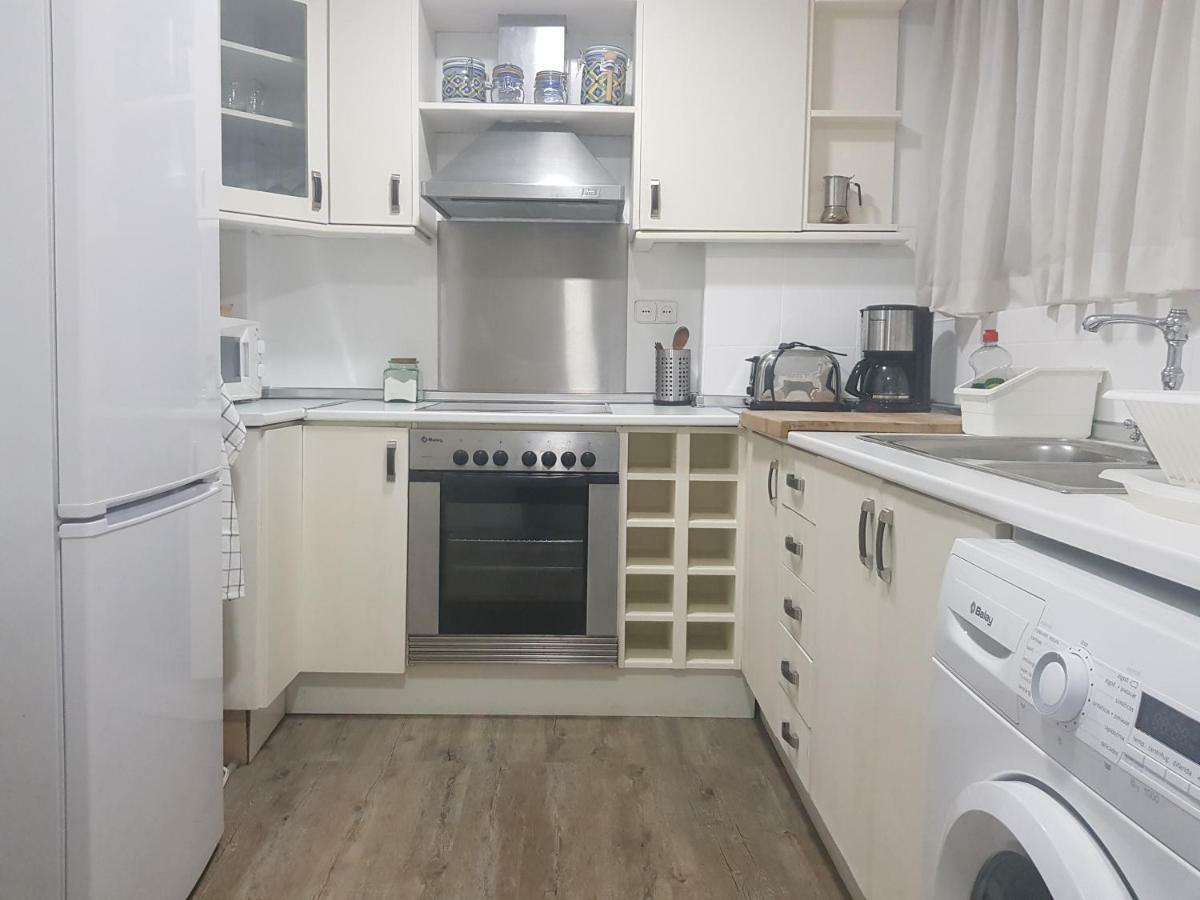 Domus Valencia Apartamentos Centro Frente A Torres De Serrano Kültér fotó